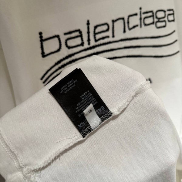 BALENCIAAGA WHITE COLOR SIDE LOGO 6