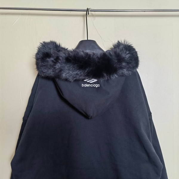 Balenciaga Apres Hoodie 5