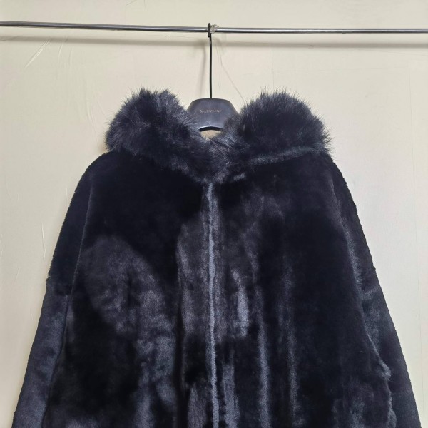 Balenciaga Apres Plus Hoodie 6