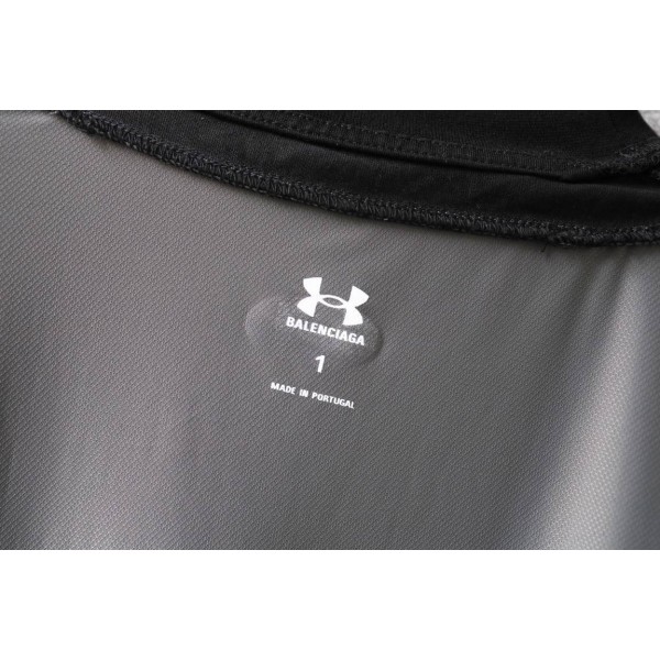 Balenciaga Compartmentalize Black Hoodie 6