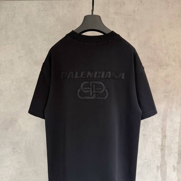 BALENCIAGA  IRON LOGO 2