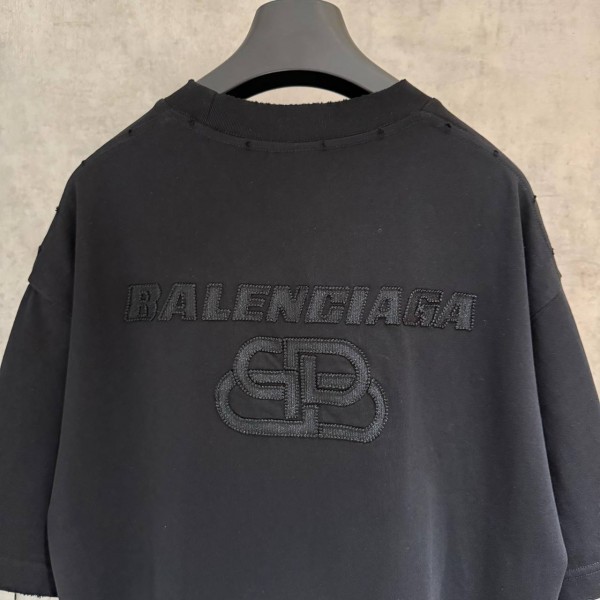 BALENCIAGA  IRON LOGO 4
