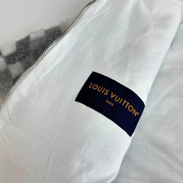 Louis Vuitton Designer Wool Sweater 5