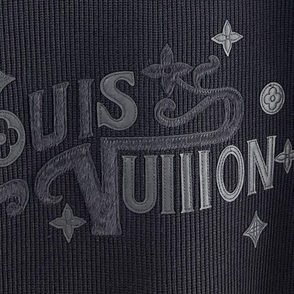 Louis Vuitton Logo Sweatshirt 3