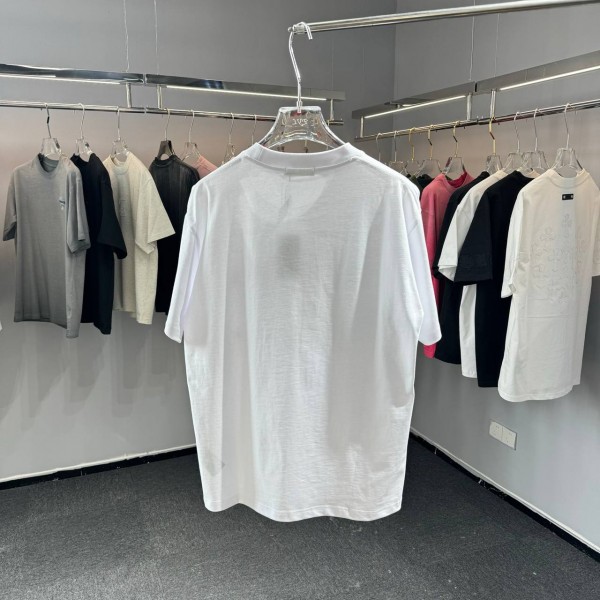 PRADA WHİTE COLOR WITH LARGE LETTERING 2