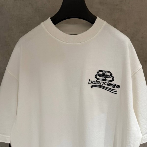 BALENCIAAGA WHITE COLOR SIDE LOGO