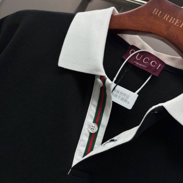 GUCCI COLLARED AND POCKETED BLACK T-SHIRT 4