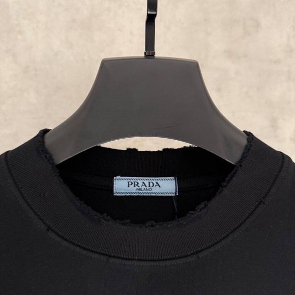 prada black color T-shirt with a black stripe in the middle 6