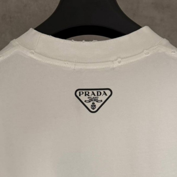 prada white color T-shirt with a black stripe in the middle 4