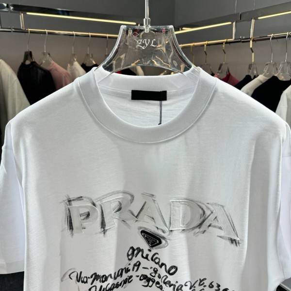 PRADA WHİTE COLOR WITH LARGE LETTERING 3