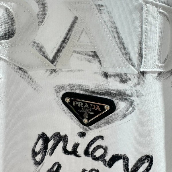 PRADA WHİTE COLOR WITH LARGE LETTERING 5